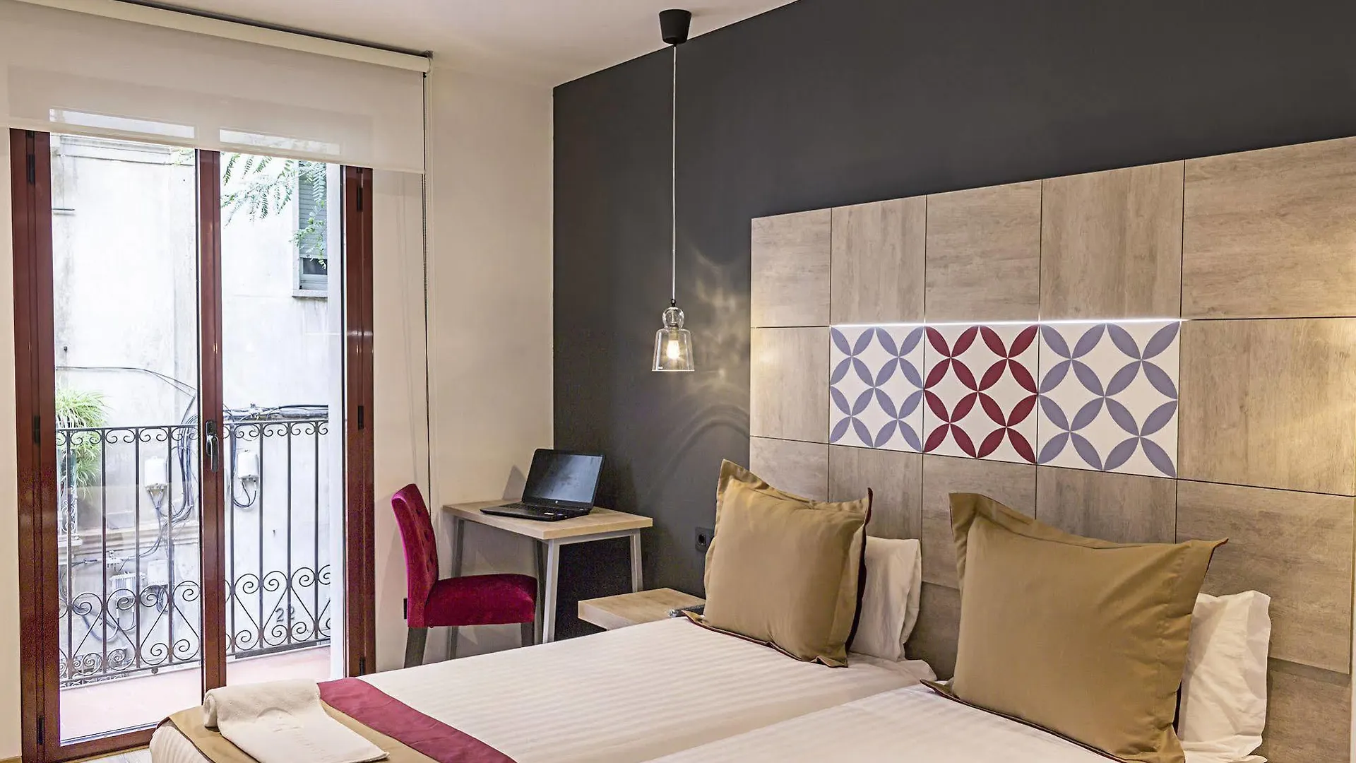 Hotel Boutique Hostemplo Sagrada Familia Barcelona